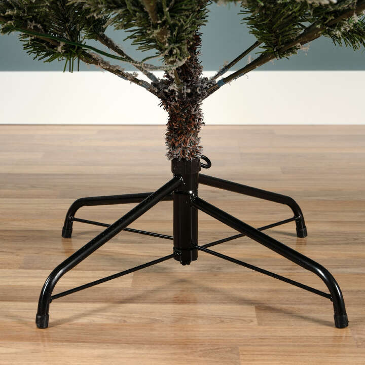 EVERLANDS Künstlicher Weihnachtsbaum Allison Kiefer beschneit LED
